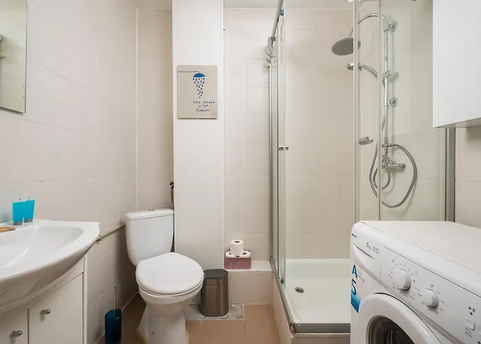 Okecie Comfy By Bookinghost Lejlighed Warszawa