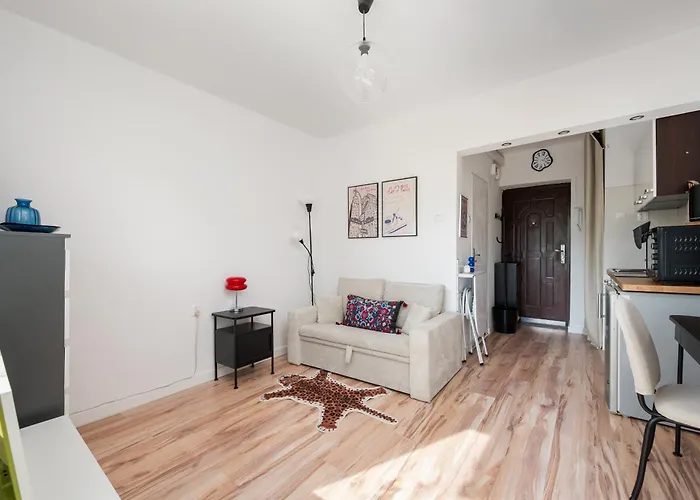 Okecie Comfy By Bookinghost Warszawa