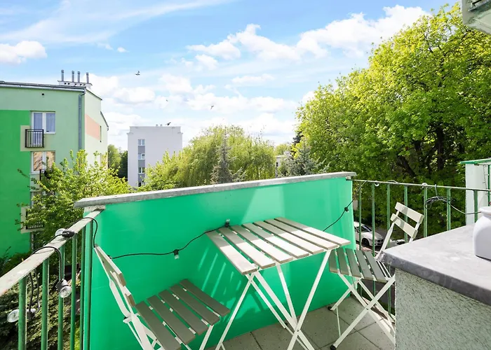 Lejlighed Okecie Comfy By Bookinghost